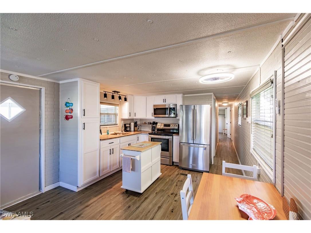 9806 Sugarberry Way Fort Myers FL 33905 224104426 image5