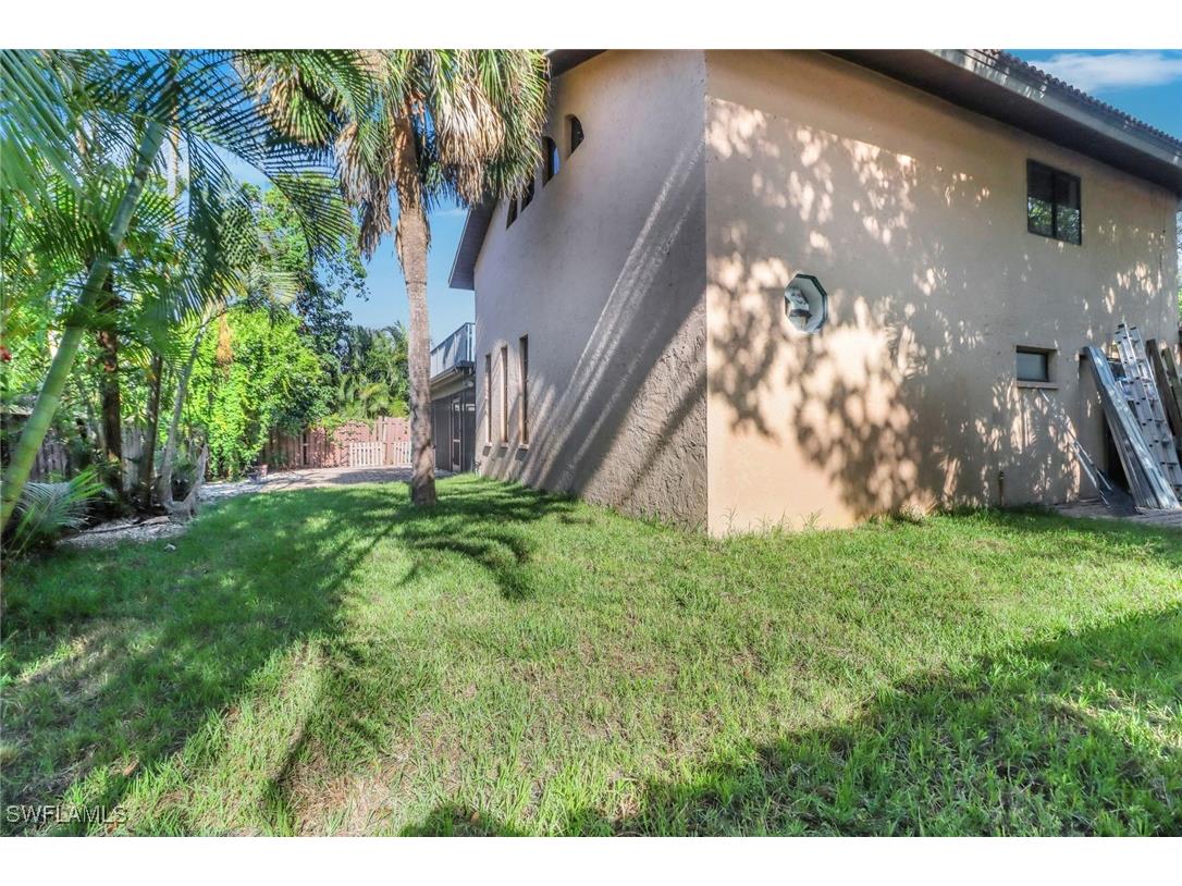 9807 Fathom Court Fort Myers FL 33919 225037526 image34