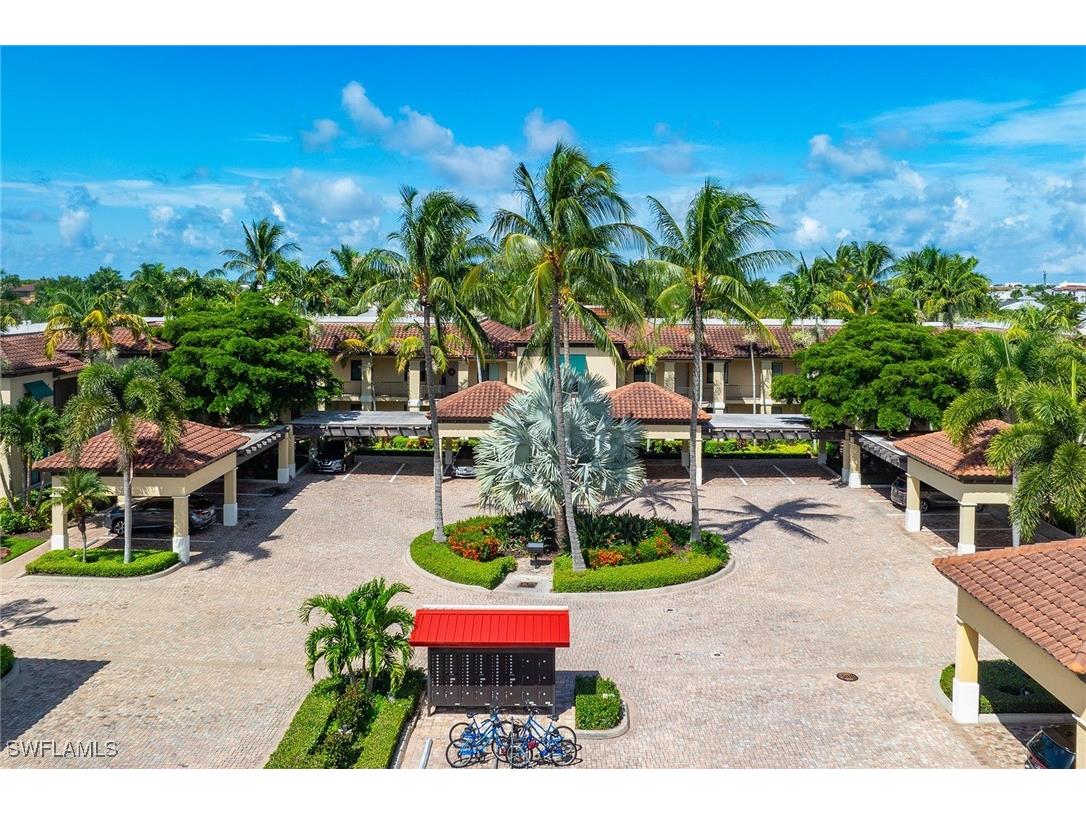 985 Sandpiper Street #I201 Naples FL 34102 224098296 image1