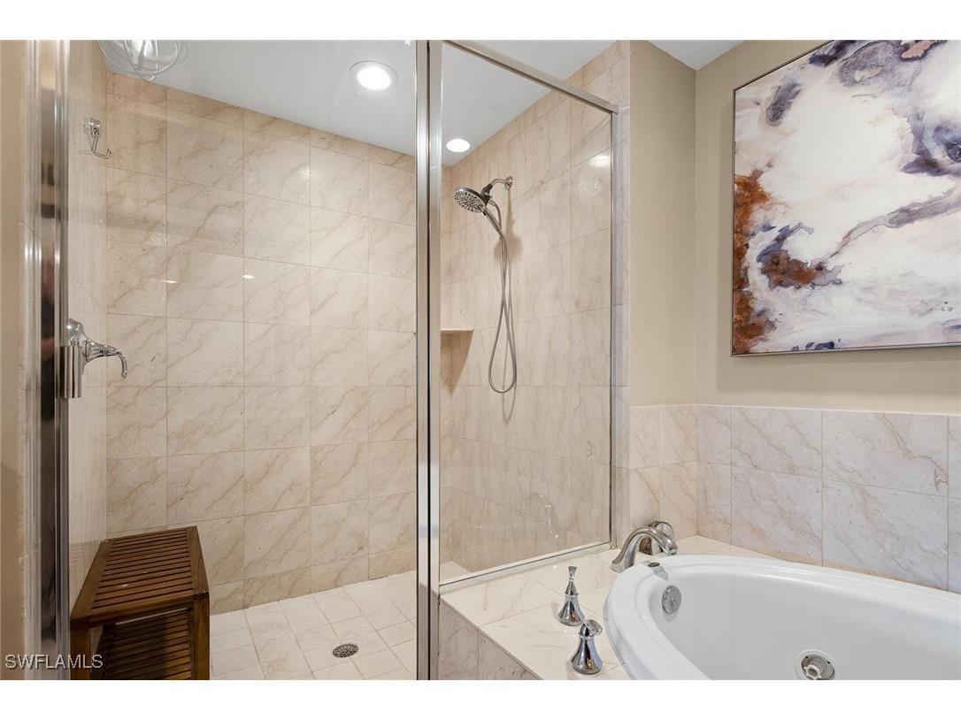 985 Sandpiper Street #I201 Naples FL 34102 224098296 image24