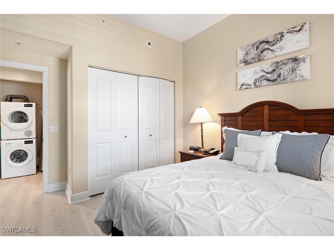 985 Sandpiper Street #I201 Naples FL 34102 224098296 image26