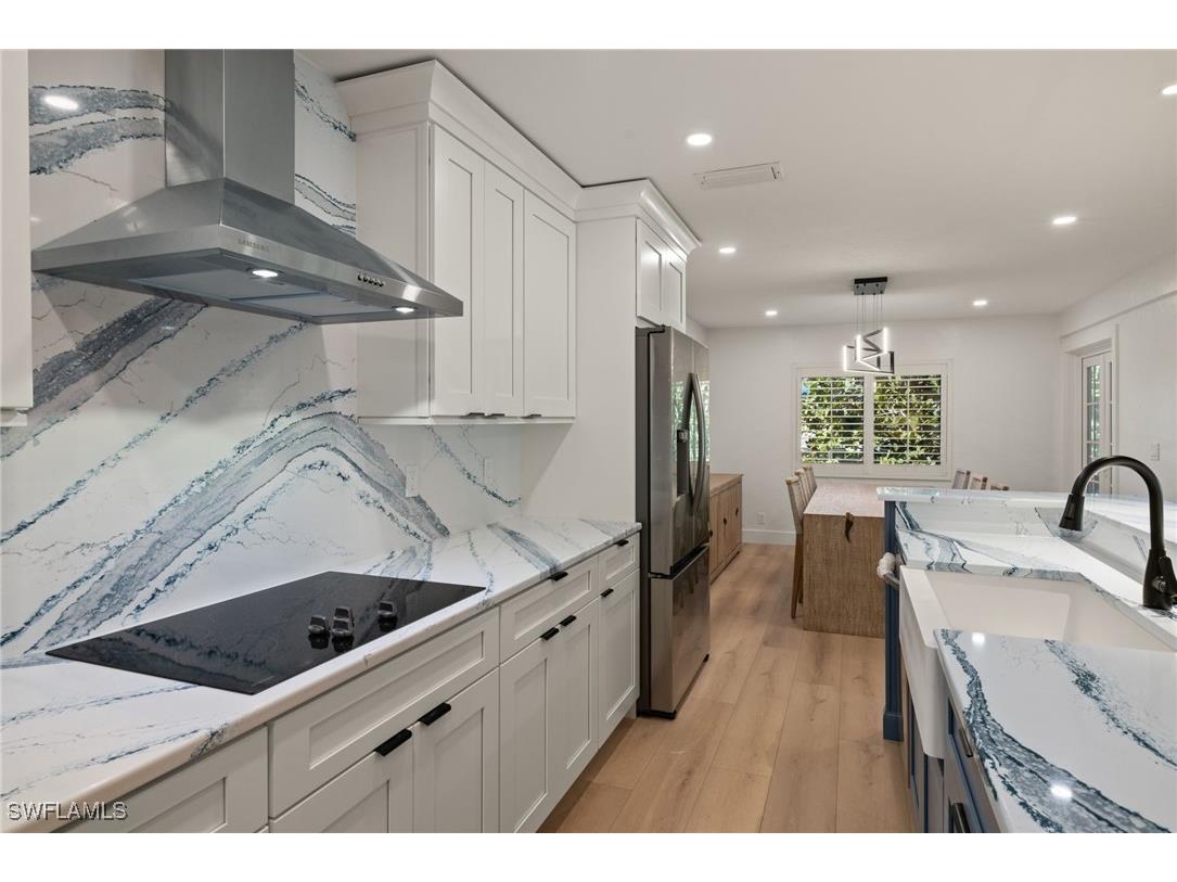 996 Greenwood Court N Sanibel FL 33957 225009405 image10