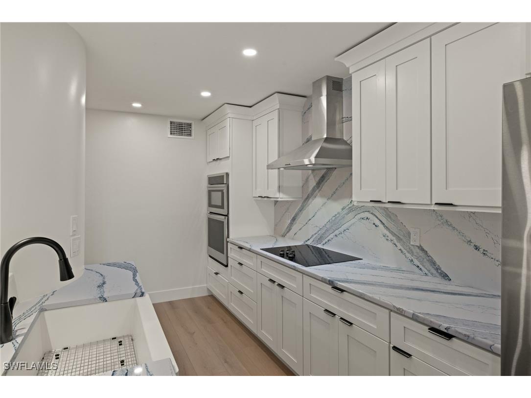 996 Greenwood Court N Sanibel FL 33957 225009405 image11