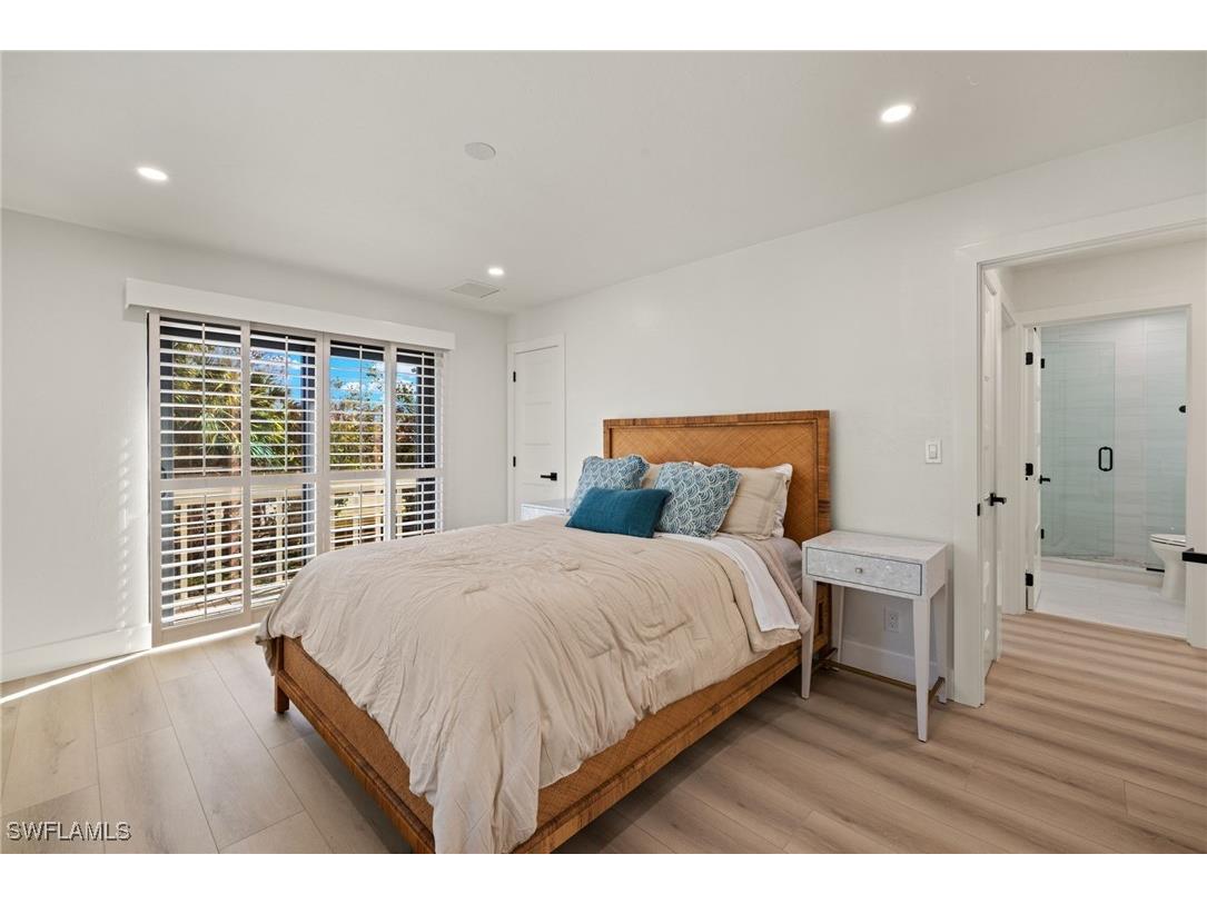 996 Greenwood Court N Sanibel FL 33957 225009405 image14