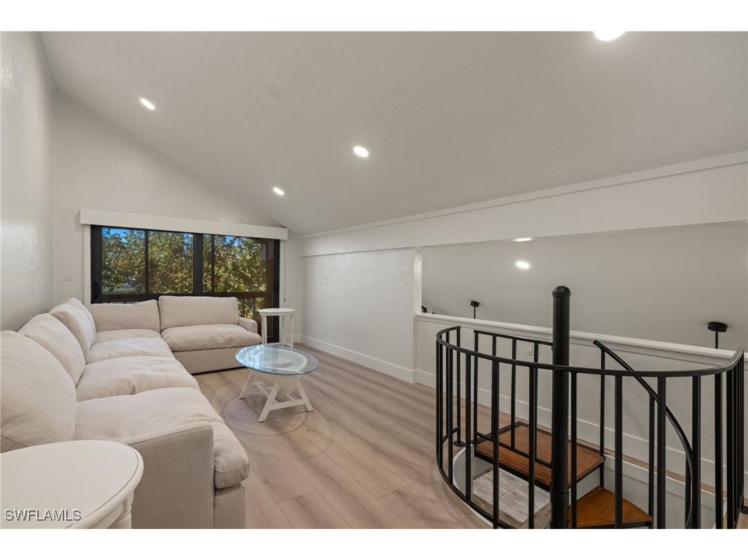 996 Greenwood Court N Sanibel FL 33957 225009405 image21