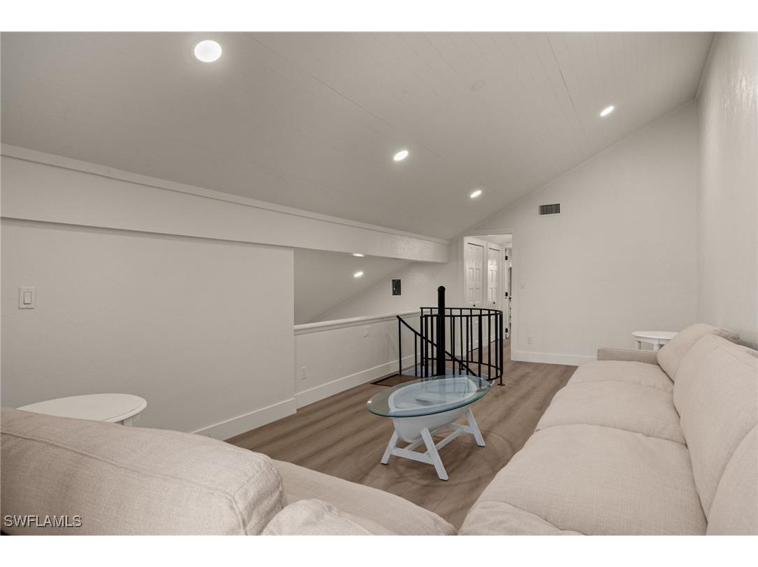 996 Greenwood Court N Sanibel FL 33957 225009405 image23