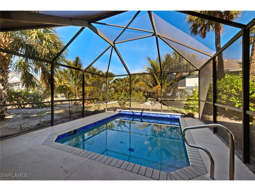 996 Greenwood Court N Sanibel FL 33957 225009405 image3