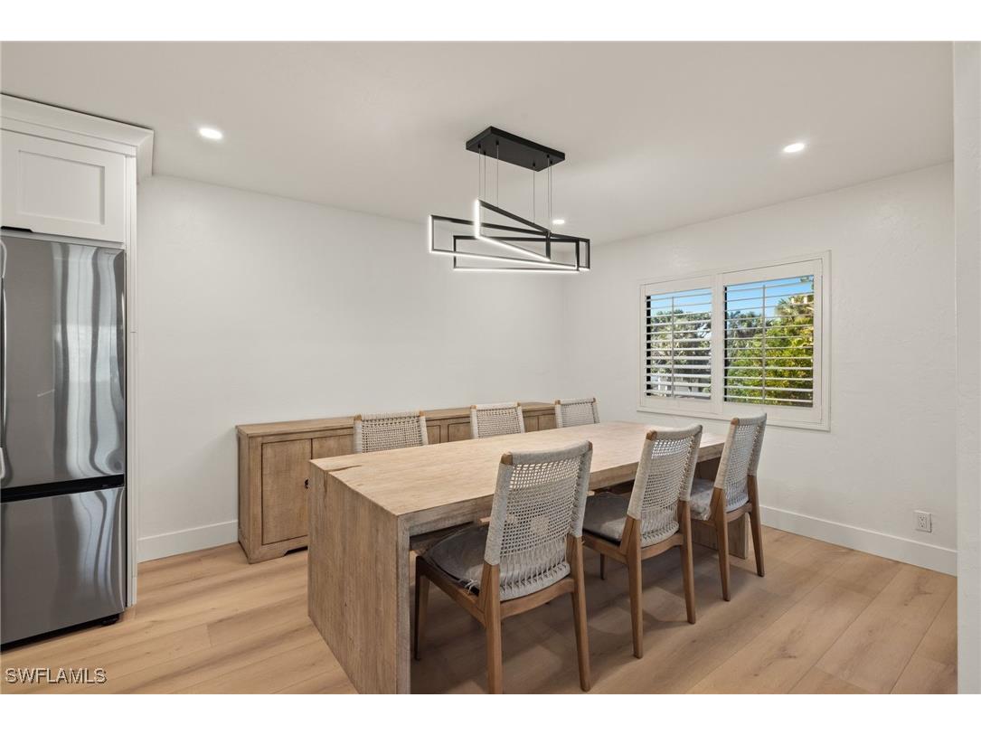 996 Greenwood Court N Sanibel FL 33957 225009405 image9