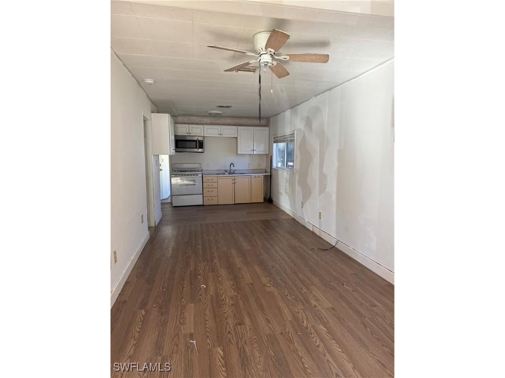 9991 Connecticut Street Bonita Springs FL 34135 224066352 image1