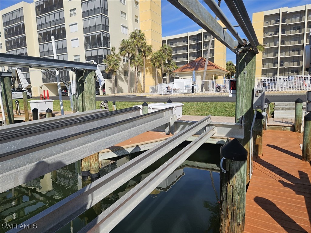 Hibiscus Boat Dock Bay Beach #20 Lane Fort Myers Beach FL 33931 225011460 image10