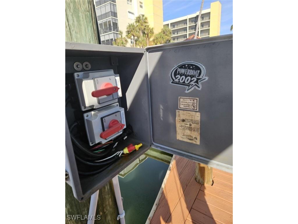 Hibiscus Boat Dock Bay Beach #20 Lane Fort Myers Beach FL 33931 225011460 image14