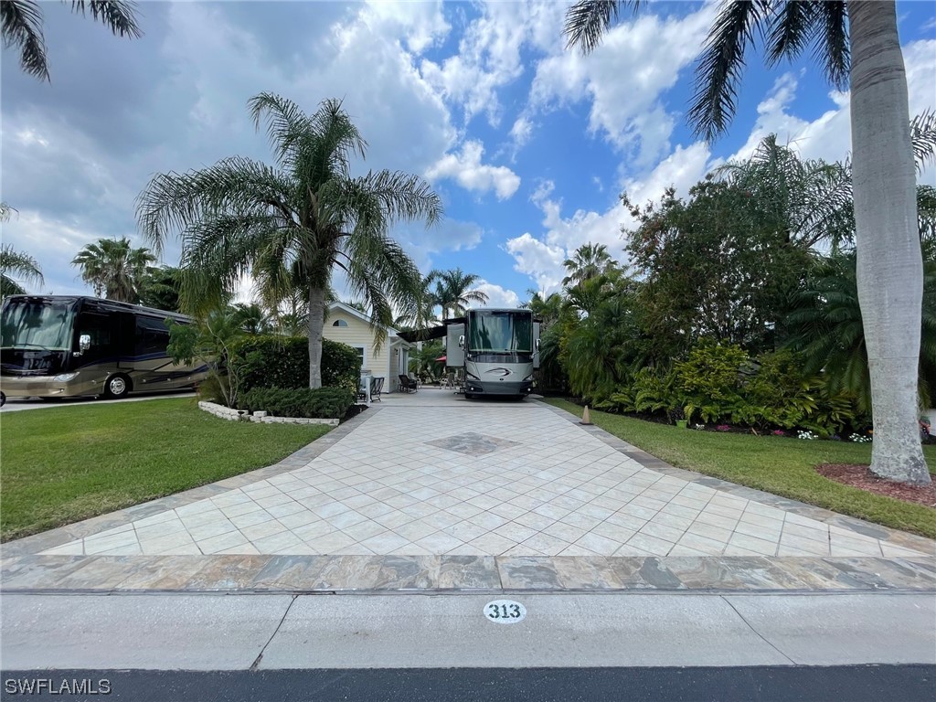 Lot 313 3131 E Riverbend Resort Boulevard Labelle FL 33935 223024379 image1
