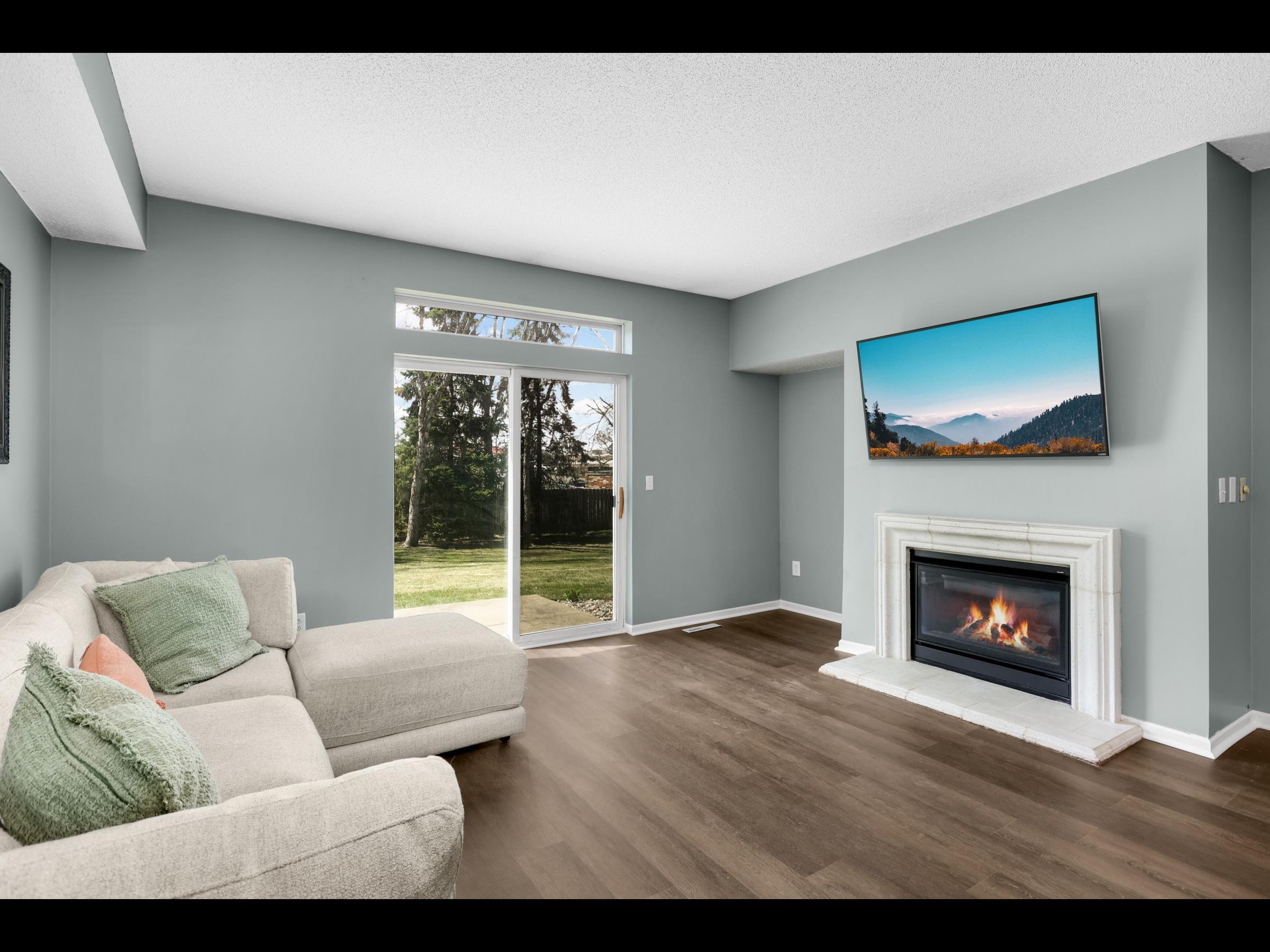 11724 Ryan Circle #1602 Burnsville MN 55337 7024453 image10001