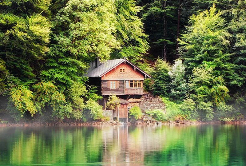 Should you buy a lake home or a cabin? | Edina Realty