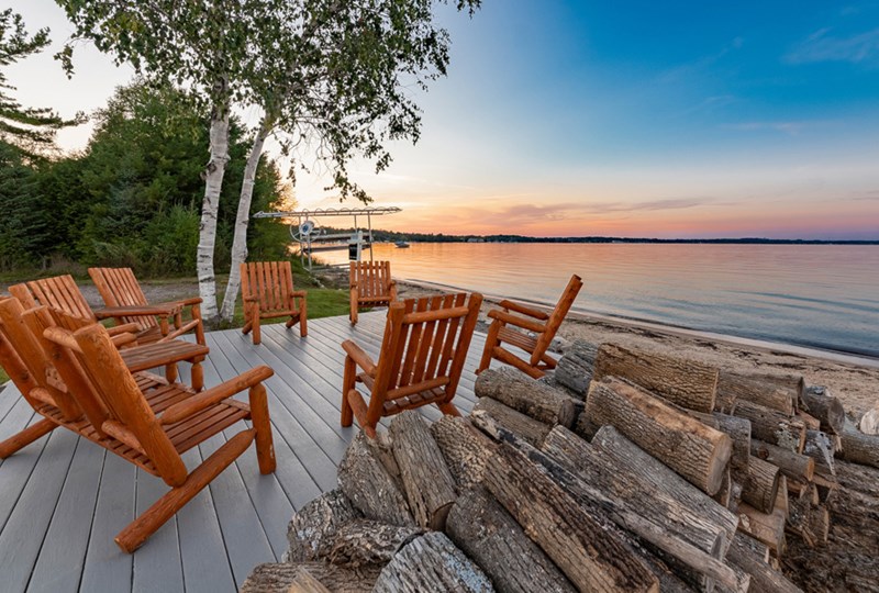 Stage lakeshore property to sell
